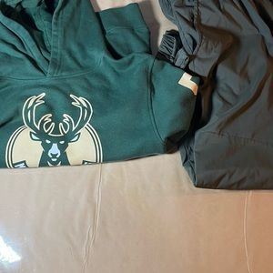 Bundle sweatshirt and pants